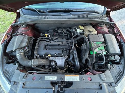 Used 2015 Chevrolet Cruze LT image 11