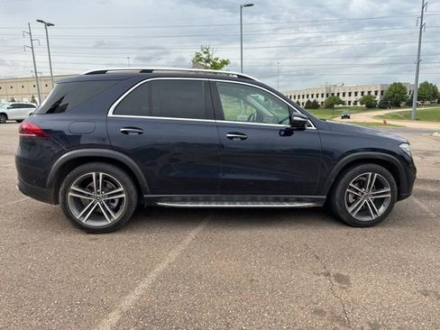 Used 2021 Mercedes-Benz GLE 350 4MATIC image 4