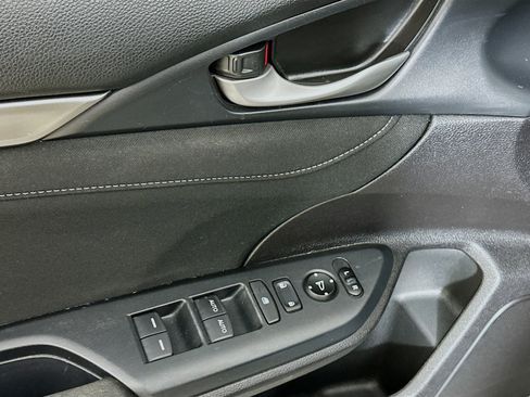 Used 2019 Honda Civic EX image 15