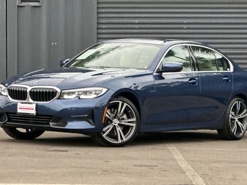 Used 2021 BMW 330i xDrive 330i xDrive w/ Premium Package image 1