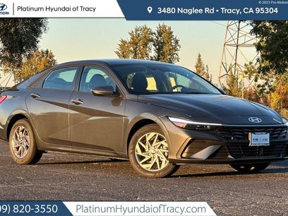 New 2026 Hyundai Elantra Blue