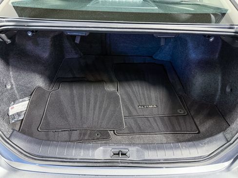 Certified 2025 Nissan Altima 2.5 S FWD image 32