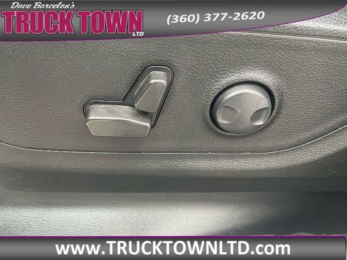 Used 2022 RAM 1500 Big Horn AWD/4WD image 36