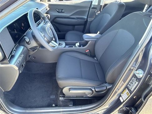 New 2026 Hyundai Kona SE image 19