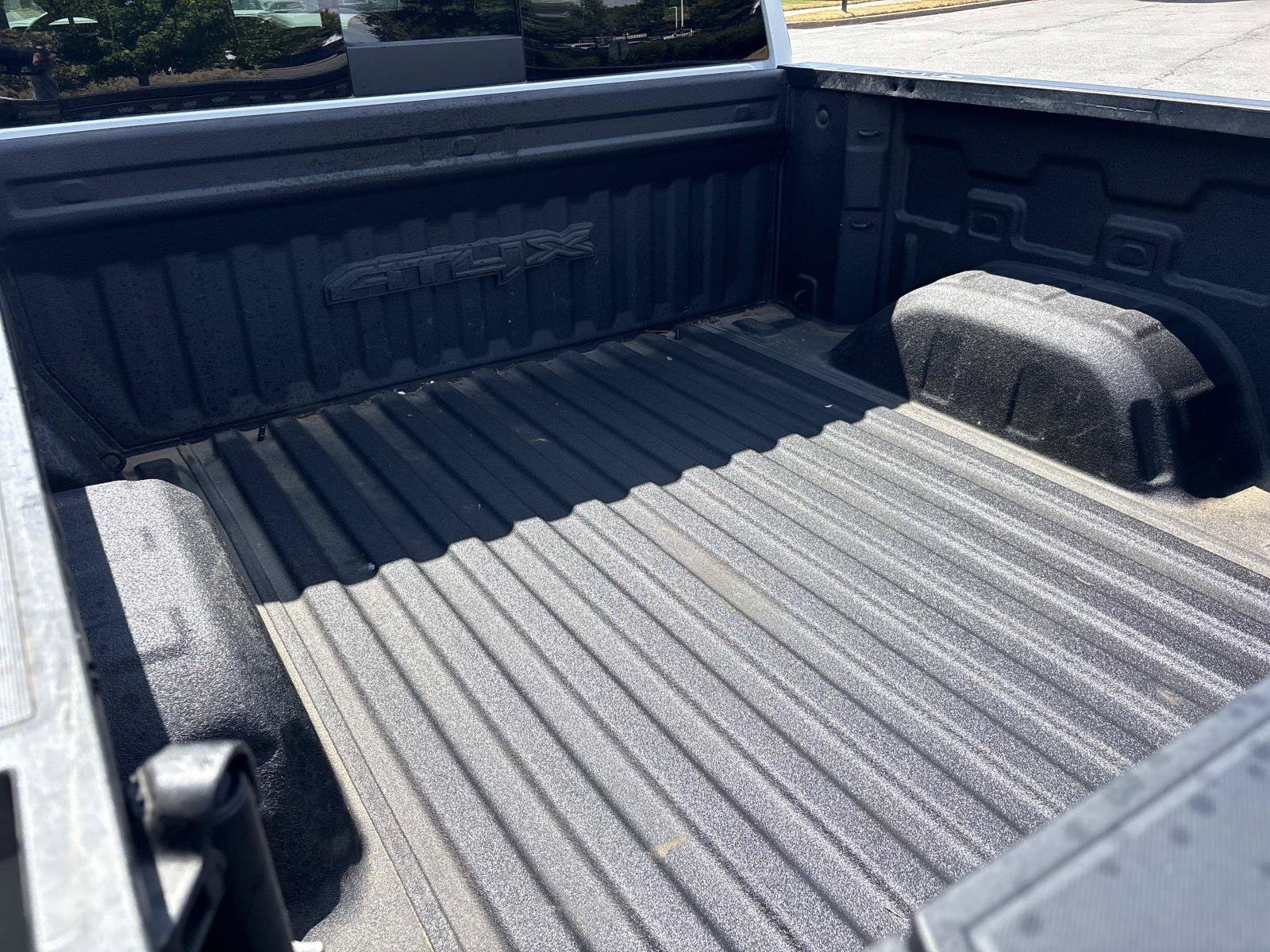 Used 2023 GMC Sierra 1500 AT4X AWD/4WD image 33