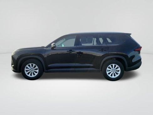 Certified 2025 Toyota Grand Highlander AWD image 2
