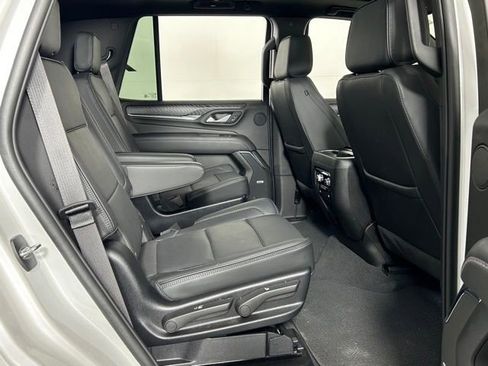 Used 2024 GMC Yukon Denali image 11