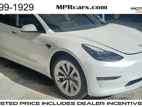 Used 2023 Tesla Model 3 Standard Range RWD image 1
