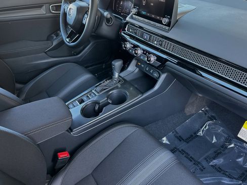 New 2025 Honda Civic Sport image 15