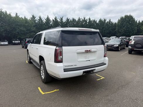 Used 2020 GMC Yukon XL SLT w/ Open Road Package AWD/4WD image 5