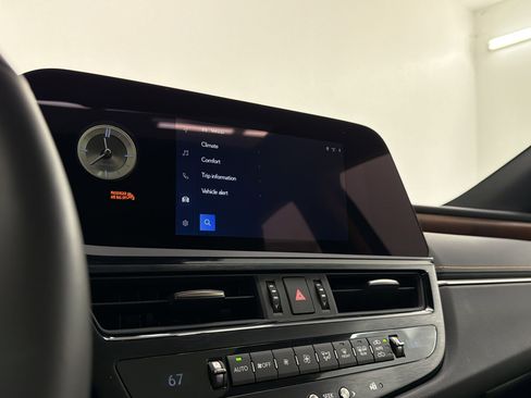 Certified 2025 Lexus ES 350 w/ Premium Package FWD image 25