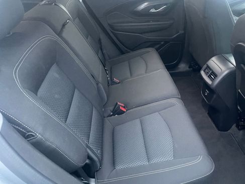 Used 2024 GMC Terrain SLE image 37