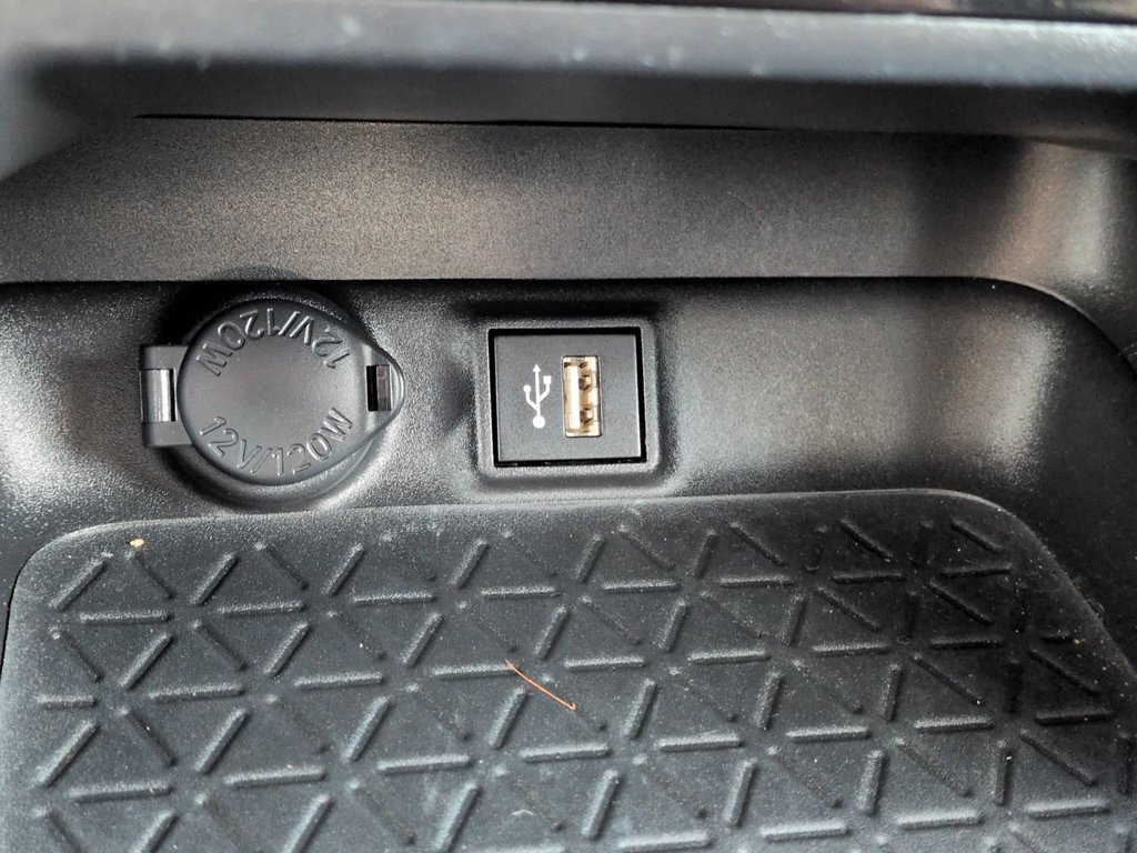 Used 2024 Toyota RAV4 XLE Premium FWD image 22