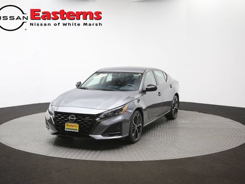 Used 2024 Nissan Altima 2.5 SR FWD image 48