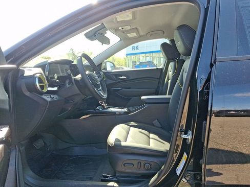 New 2026 Chevrolet Trax ACTIV w/ Driver Confidence Package FWD image 11
