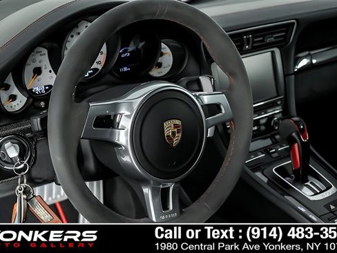 Used 2015 Porsche 911 GT3 RWD image 16