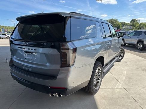 New 2025 Chevrolet Suburban Z71 w/ Z71 Off-Road Package image 5