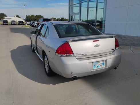Used 2013 Chevrolet Impala LT w/ LT Sunroof Package FWD image 5