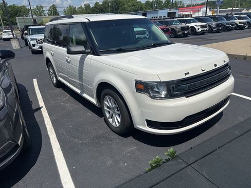 Used 2014 Ford Flex SE FWD image 2