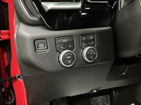 New 2026 GMC Sierra 1500 Elevation w/ Elevation Premium Package AWD/4WD image 11