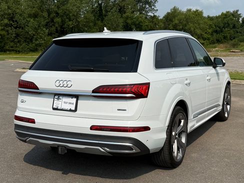 Used 2022 Audi Q7 3.0T Prestige AWD/4WD image 3
