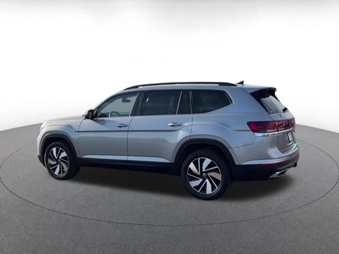 Used 2026 Volkswagen Atlas SE FWD image 10