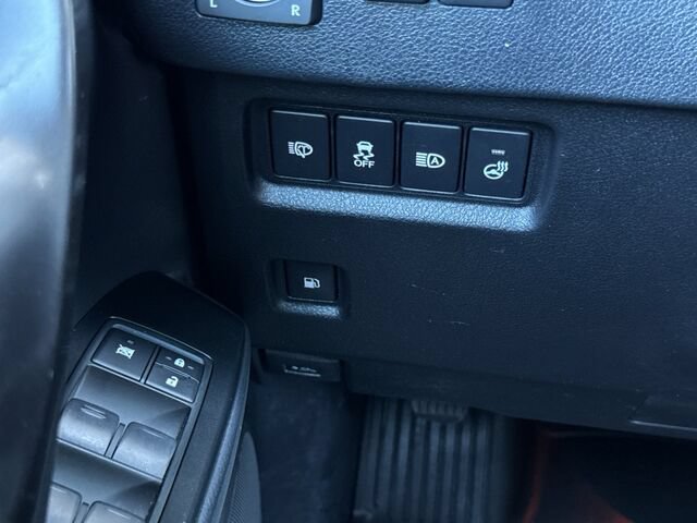 Used 2022 Lexus GX 460 w/ Black Line Special Edition AWD/4WD image 32