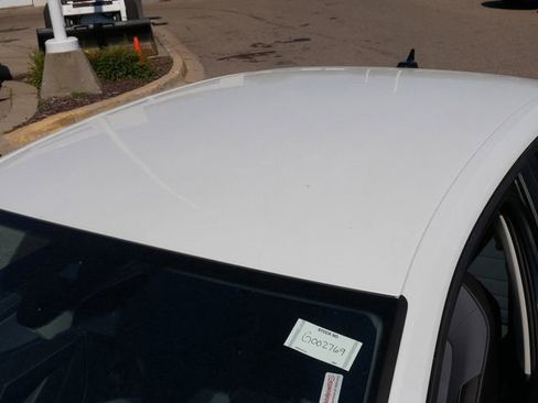 New 2025 Volkswagen Jetta SE FWD image 6