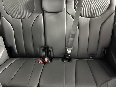 Used 2025 Hyundai Palisade Calligraphy image 30