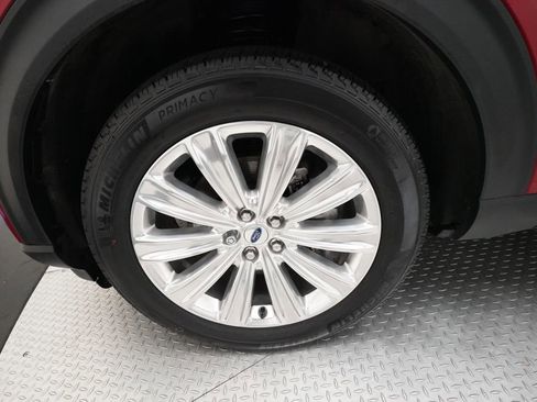 Used 2023 Ford Explorer Limited w/ Equipment Group 301A AWD/4WD image 27