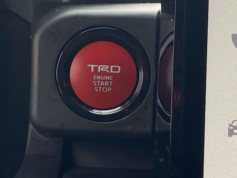 Used 2024 Toyota Tacoma TRD Sport w/ TRD Sport Upgrade Package image 24