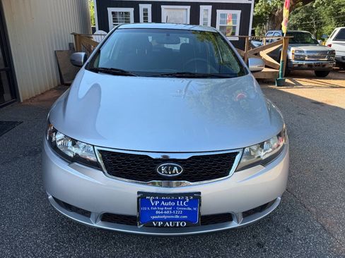 Used 2011 Kia Forte EX FWD image 4