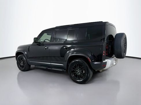 Used 2025 Land Rover Defender 110 S AWD/4WD image 7