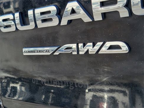 Used 2022 Subaru Ascent Limited image 7
