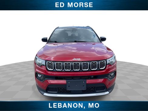 Used 2025 Jeep Compass Limited AWD/4WD image 3