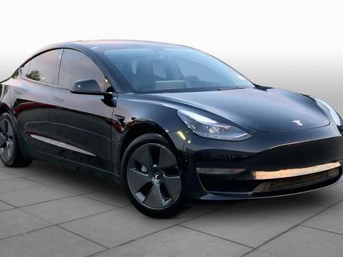 Used 2021 Tesla Model 3 Standard Range Plus RWD image 2
