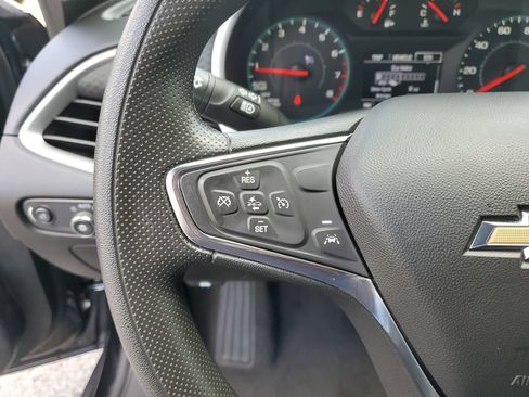 Used 2024 Chevrolet Malibu LT FWD image 22