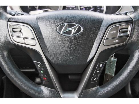 Used 2018 Hyundai Santa Fe Sport FWD image 17