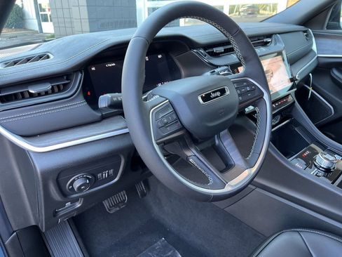New 2026 Jeep Grand Cherokee L Limited AWD/4WD image 3