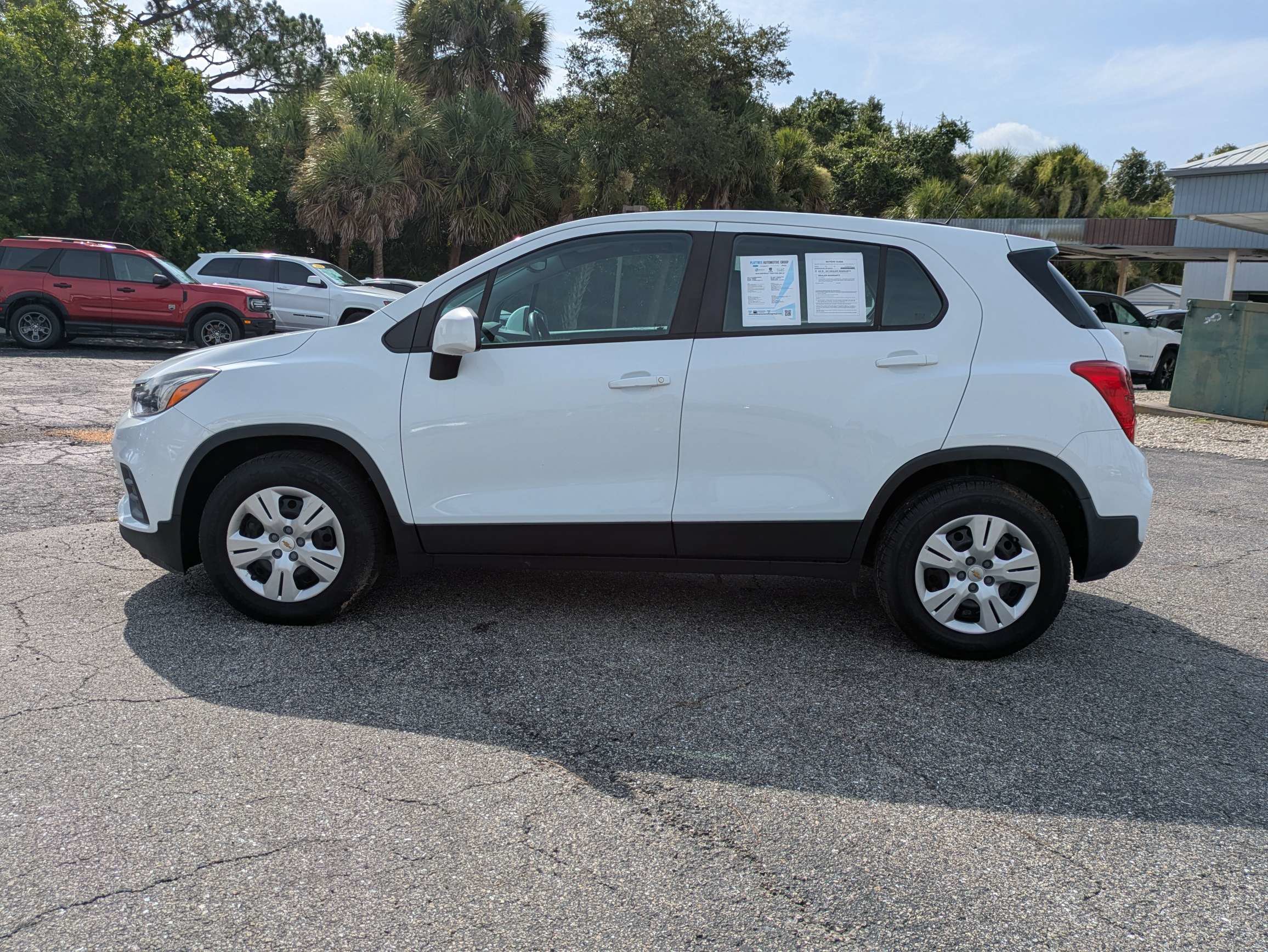 Used 2018 Chevrolet Trax LS FWD image 9