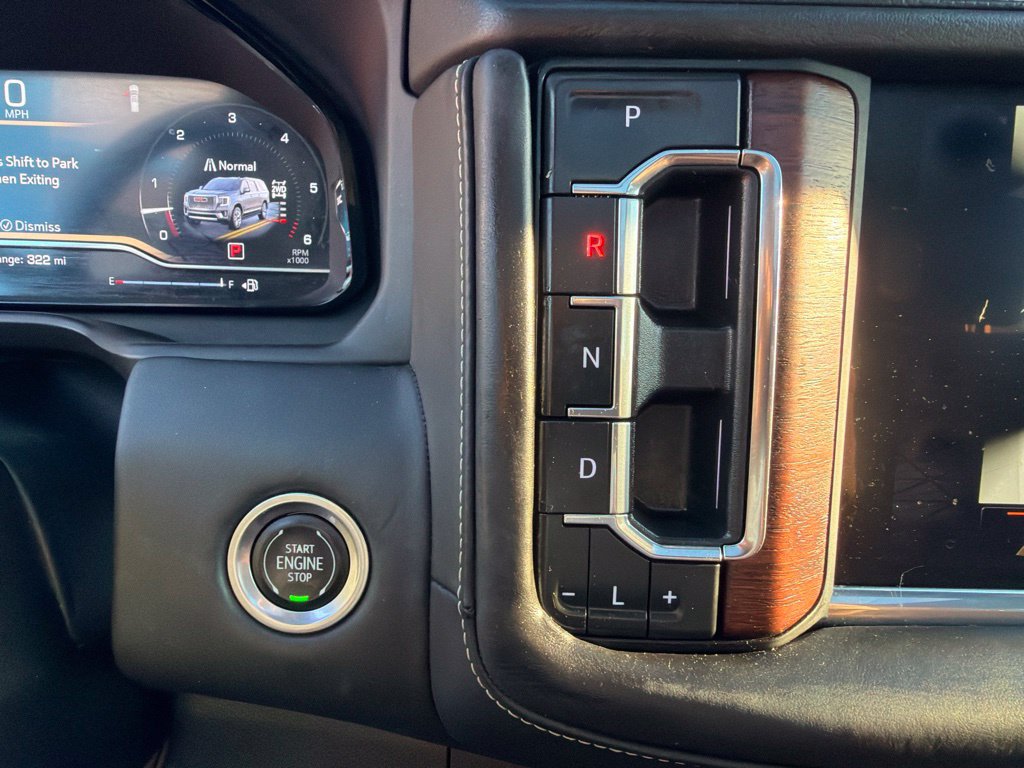 Used 2023 GMC Yukon XL Denali Ultimate AWD/4WD image 36