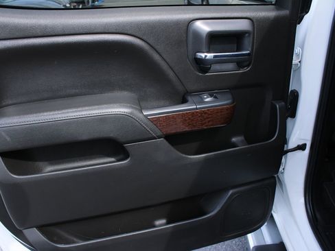 Used 2018 GMC Sierra 1500 SLT image 15