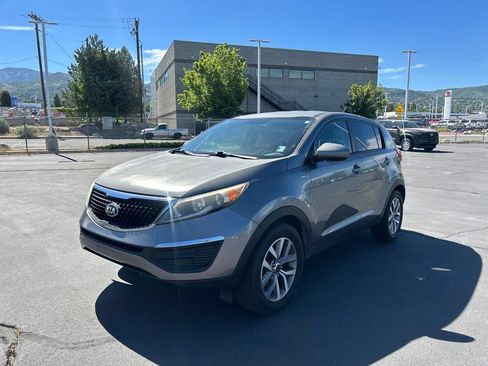 Used 2016 Kia Sportage LX AWD/4WD image 9