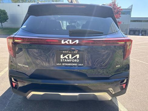 Certified 2025 Kia Seltos EX w/ EX Sunroof Package AWD/4WD image 14