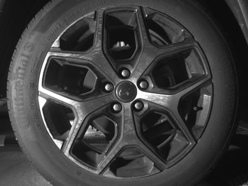 Used 2025 Jeep Compass Limited image 15