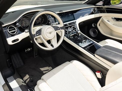 Used 2020 Bentley Continental GT AWD/4WD image 2