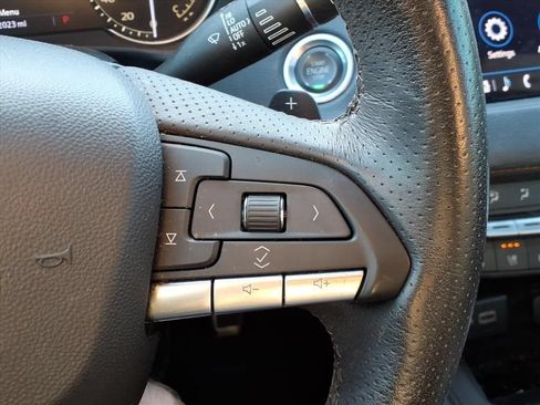Used 2022 Cadillac XT4 Sport FWD image 11
