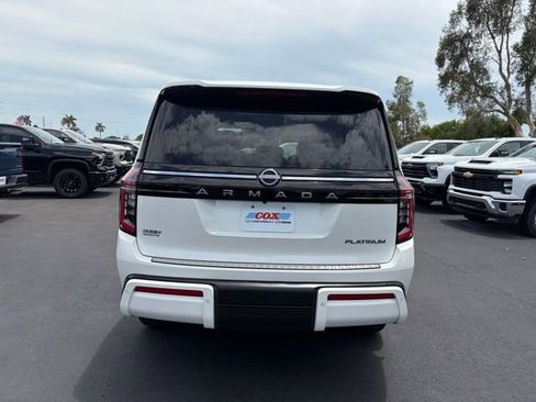 Used 2025 Nissan Armada Platinum w/ Convenience Package RWD image 5