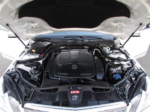 Used 2013 Mercedes-Benz E 350 4MATIC Wagon image 35