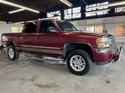 Used 2005 GMC Sierra 1500 SLT w/ Light Duty Power Package